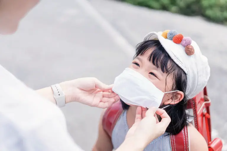 Coronavirus,Covid-19,And,Air,Pollution,Concept