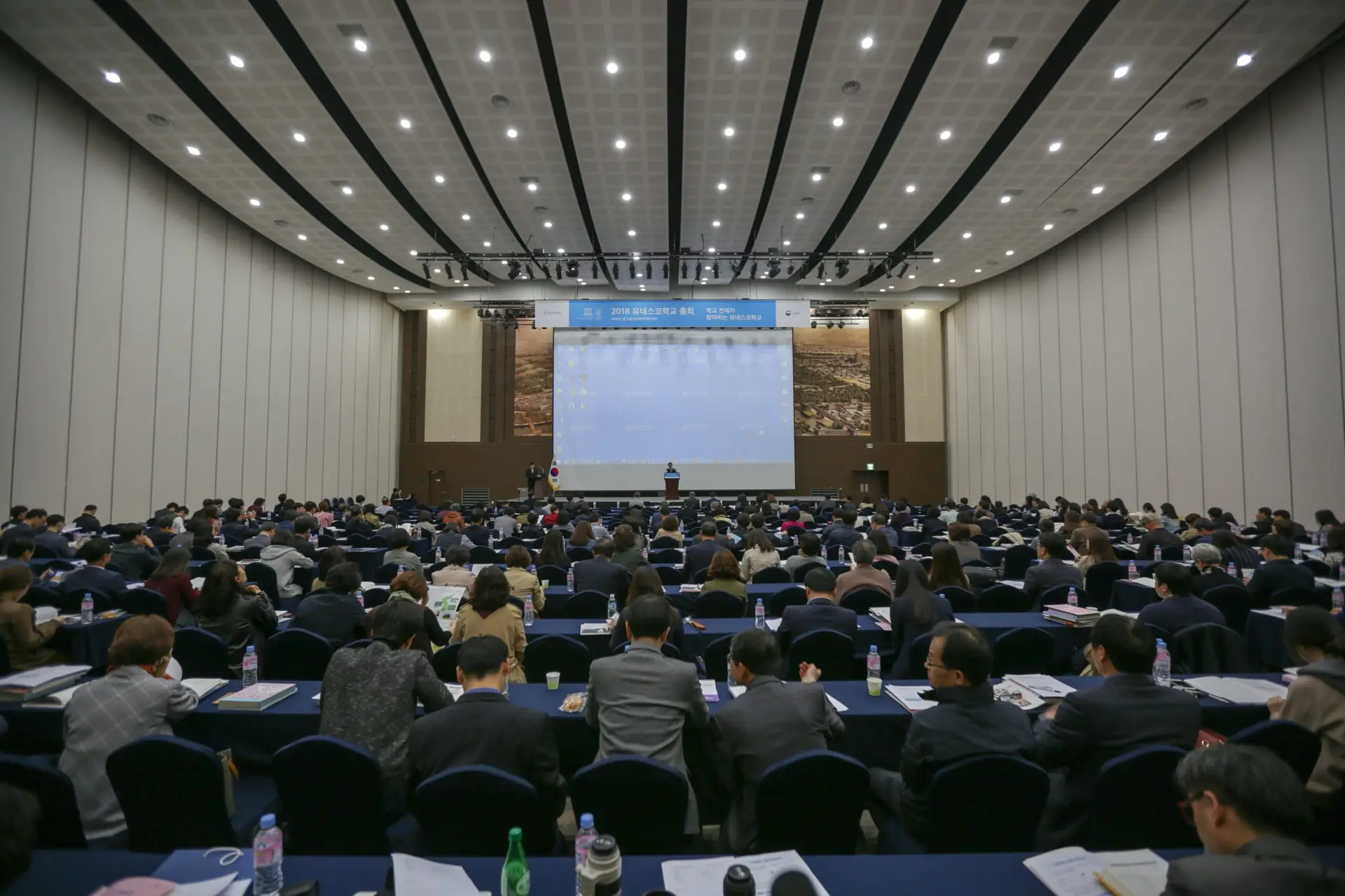 0usSYq0WTdWDtENv3fbXv9gb4obKxL_1522745540_1