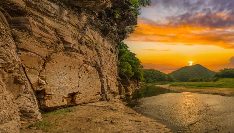 Petroglyphs along the Bangucheon Stream