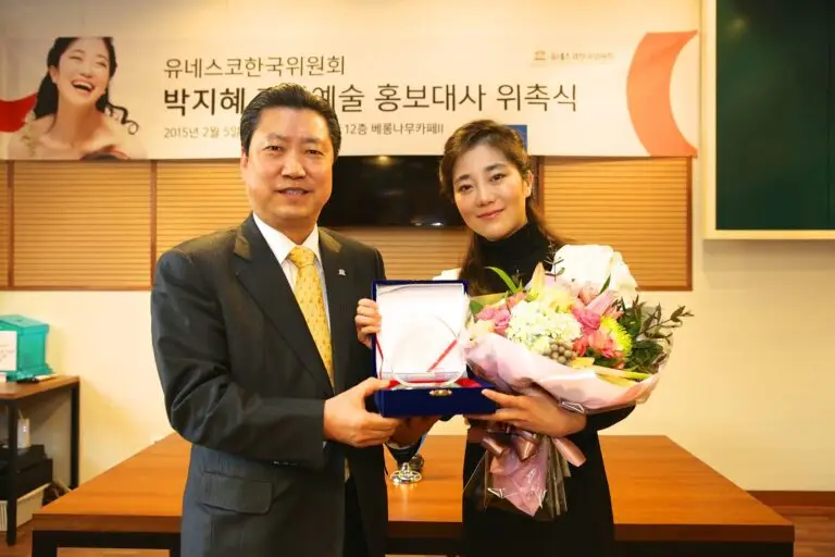 jcPTi7QZT5pQo8Y5J8skB0AdjKdaKc_-49542084362_1